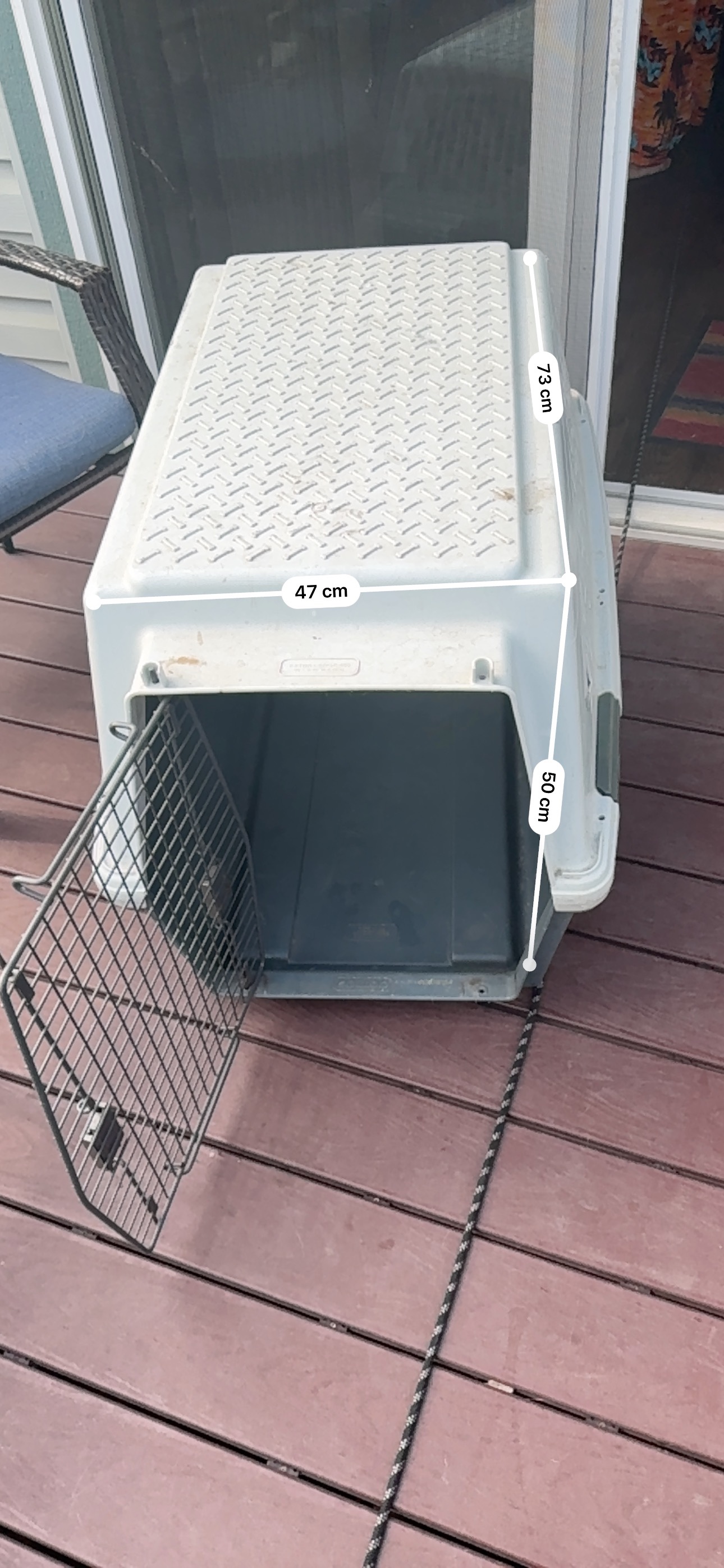 XL Dog Kennel.