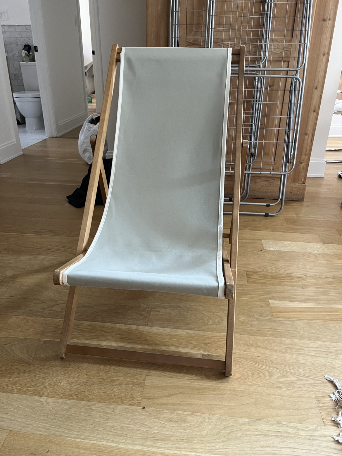 2 folding Beach Chairs - wooden frame - photo 2
