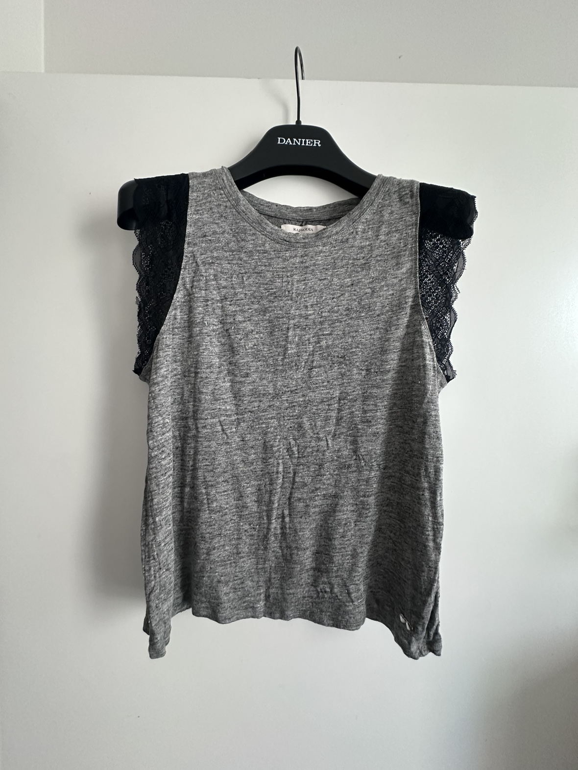 T with lace details.