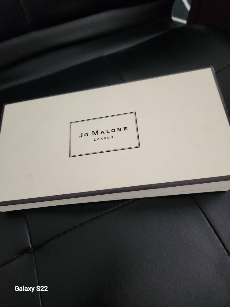 Jo Malone The Art of Fragrance Cologne Set image indicator(2)
