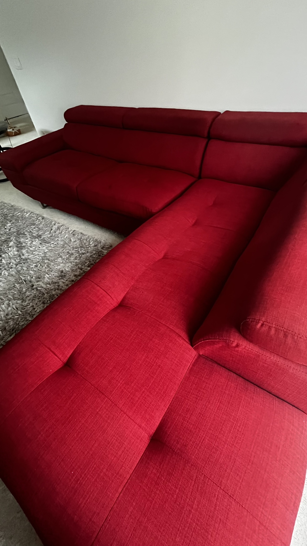 Red Modern fabric sectional in excellent condition image indicator(5)