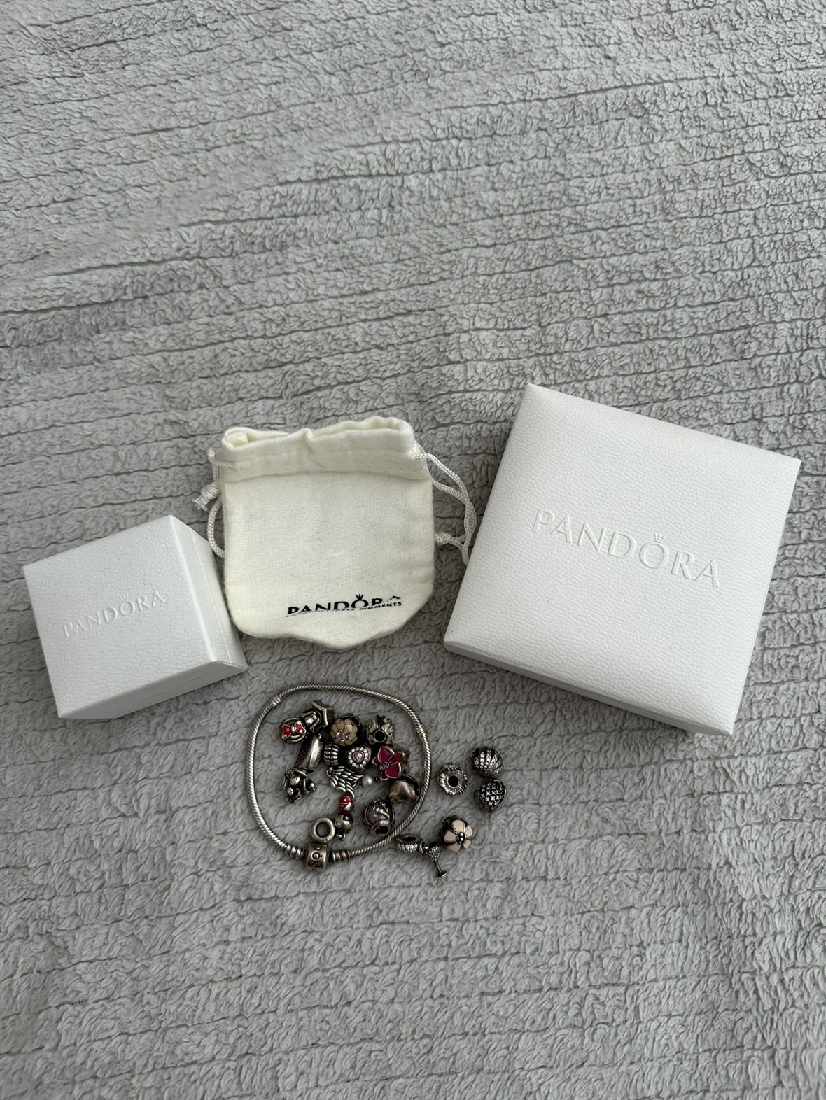 Pandora Bracelet and 17 Charms thumbnail