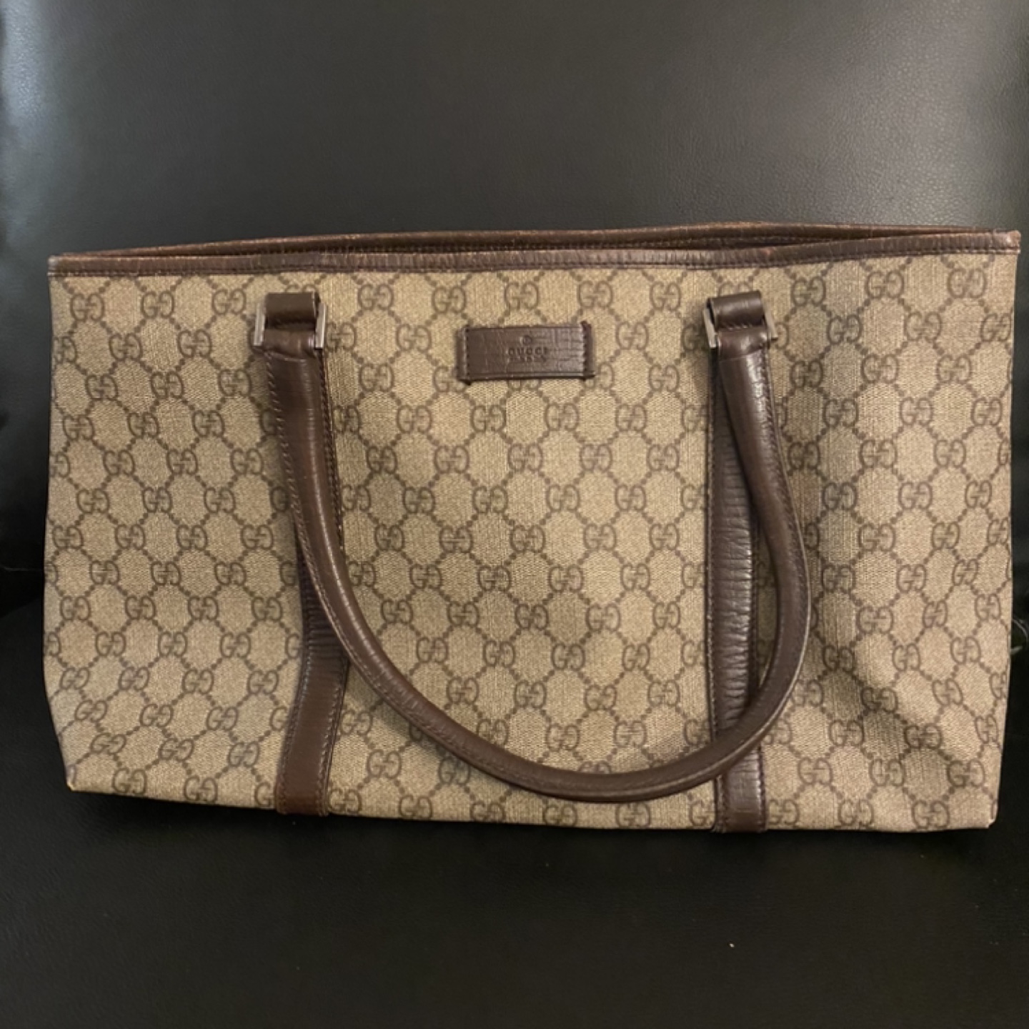 GUCCI GG Supreme Canvas