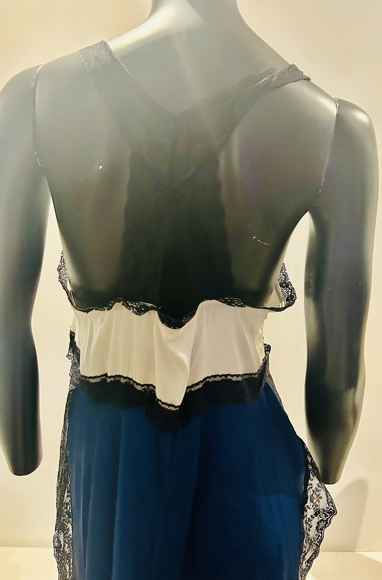 Free people sexy lace trimmed slip dress image indicator(5)