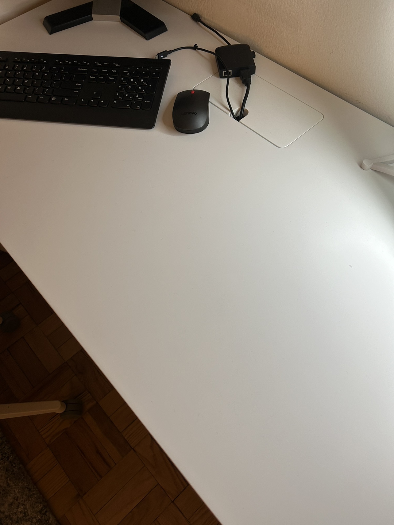 Poppin Key Desk 48" White - photo 2