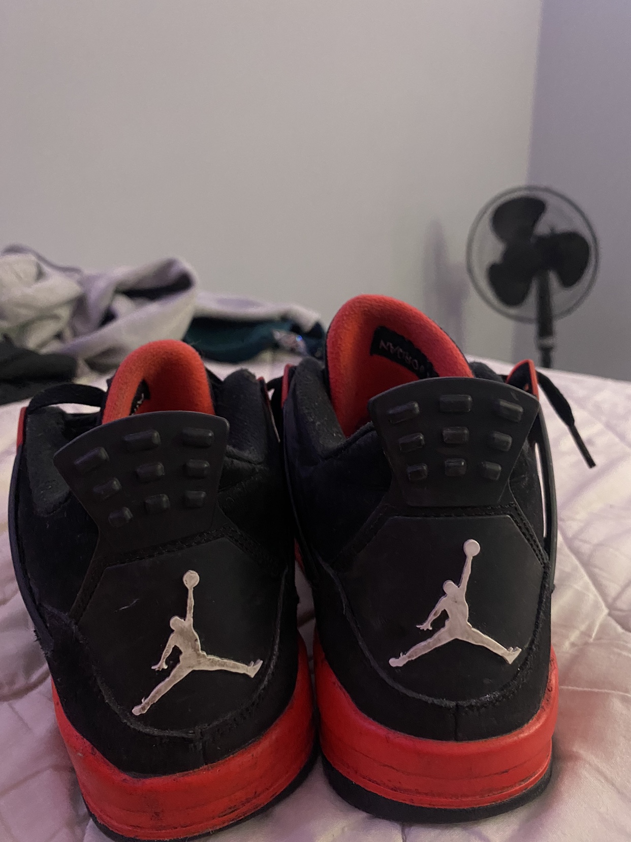 jordan 4 thunders, need gone asap - photo 2