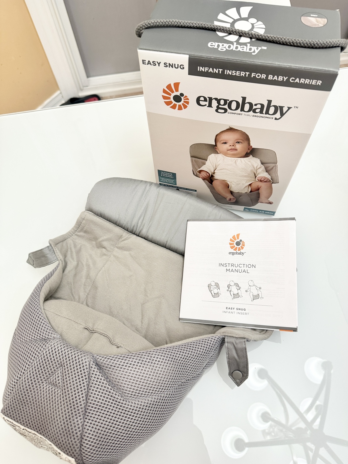Ergobaby Original Baby Carrier with Infant Insert image indicator(3)