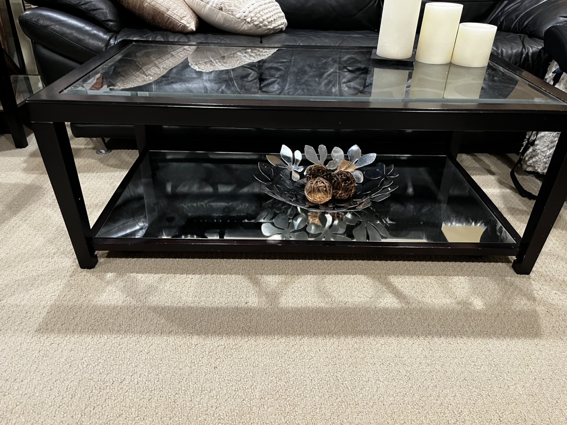 Beautiful coffee table set of 3