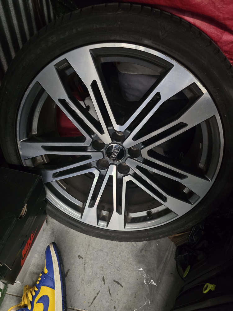 21in Audi sq5  rims