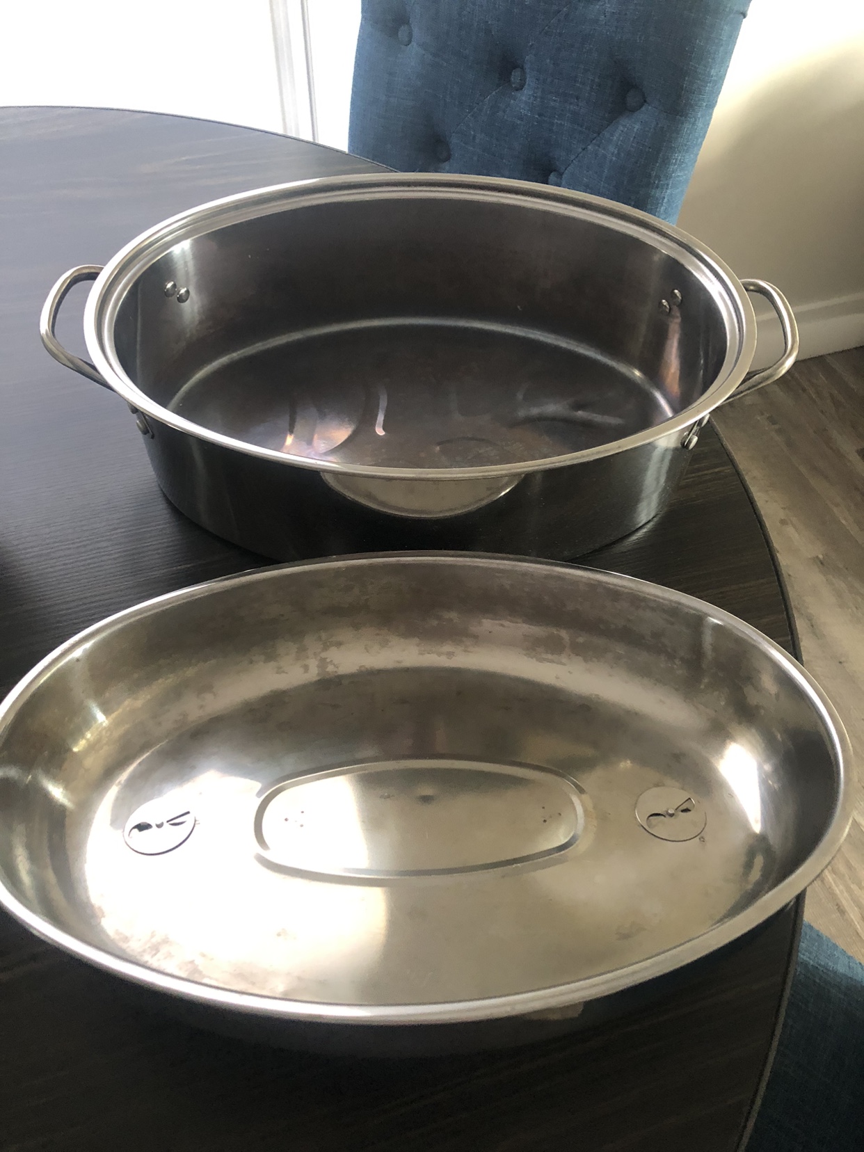 Stainless Steel Roasting Pan with Lid image indicator(2)