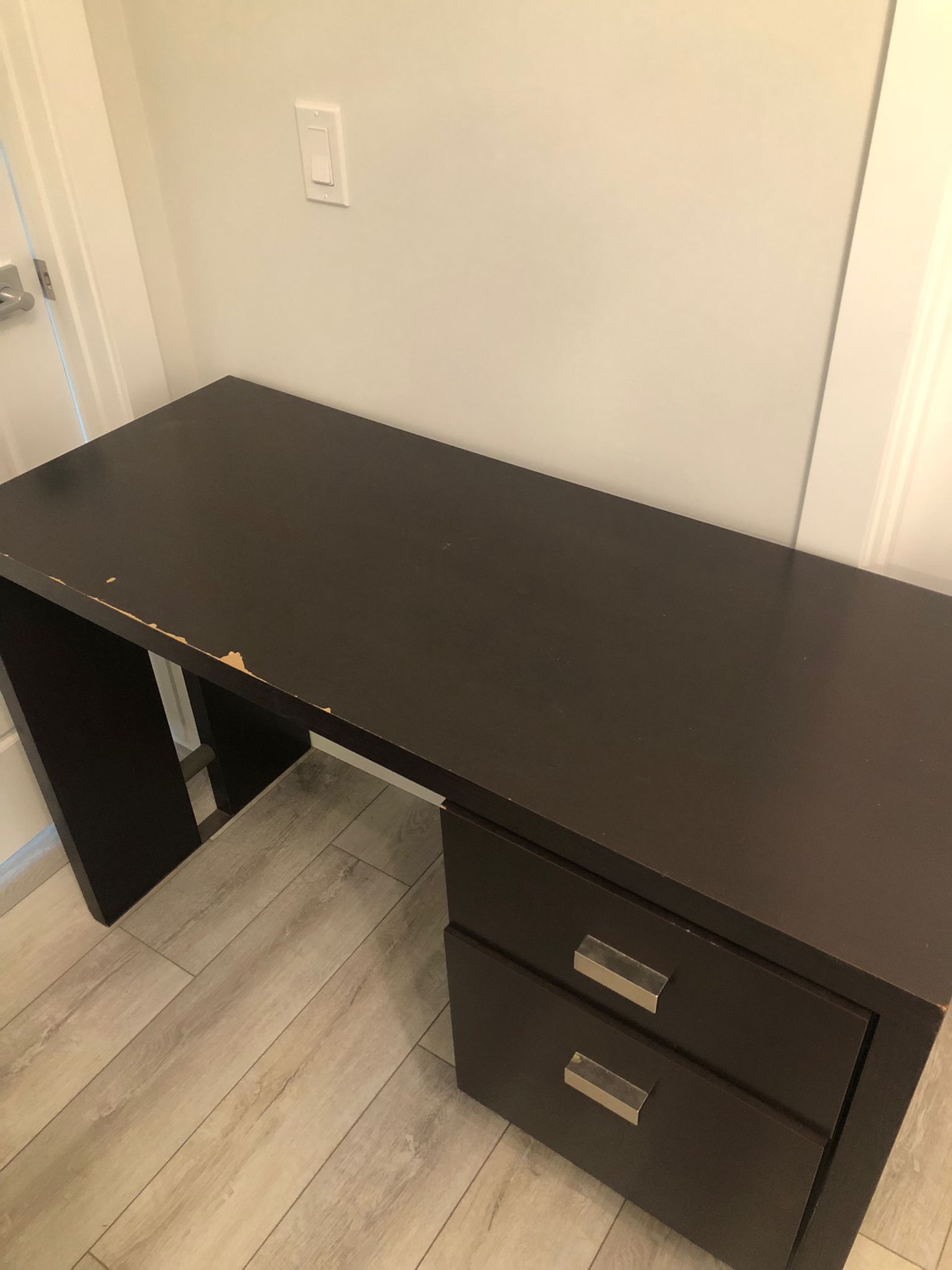 Desk - great condition - photo 3