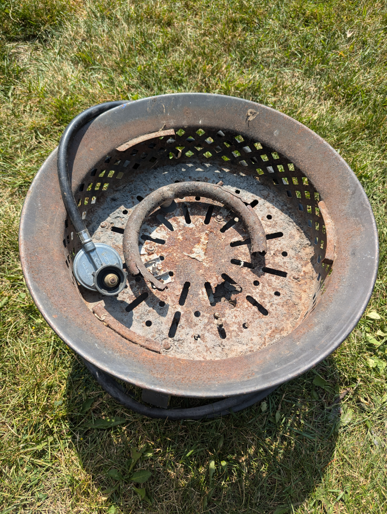 Propane fireplace for outdoor bonfire - photo 3
