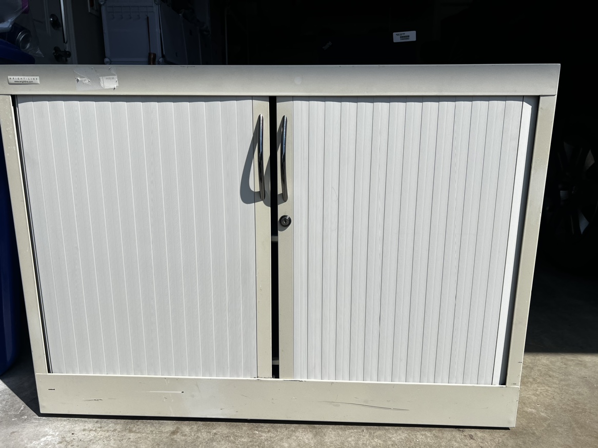 Metal sliding cabinet