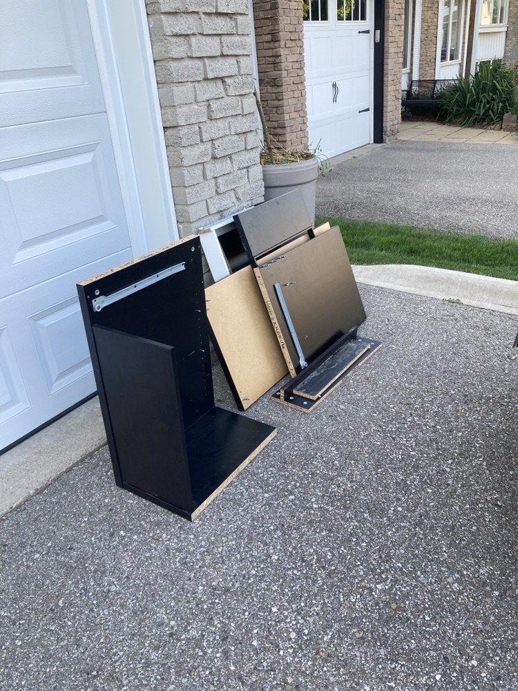 Free IKEA Desk - photo 3
