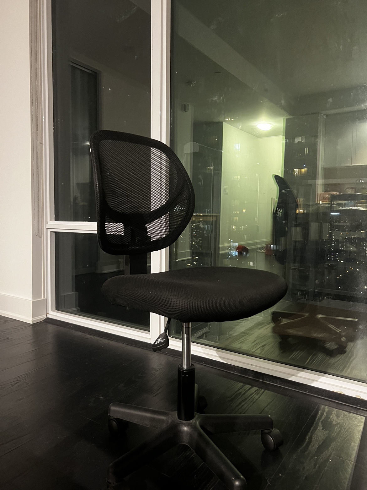 MOVING OUT - Selling chair!!!!