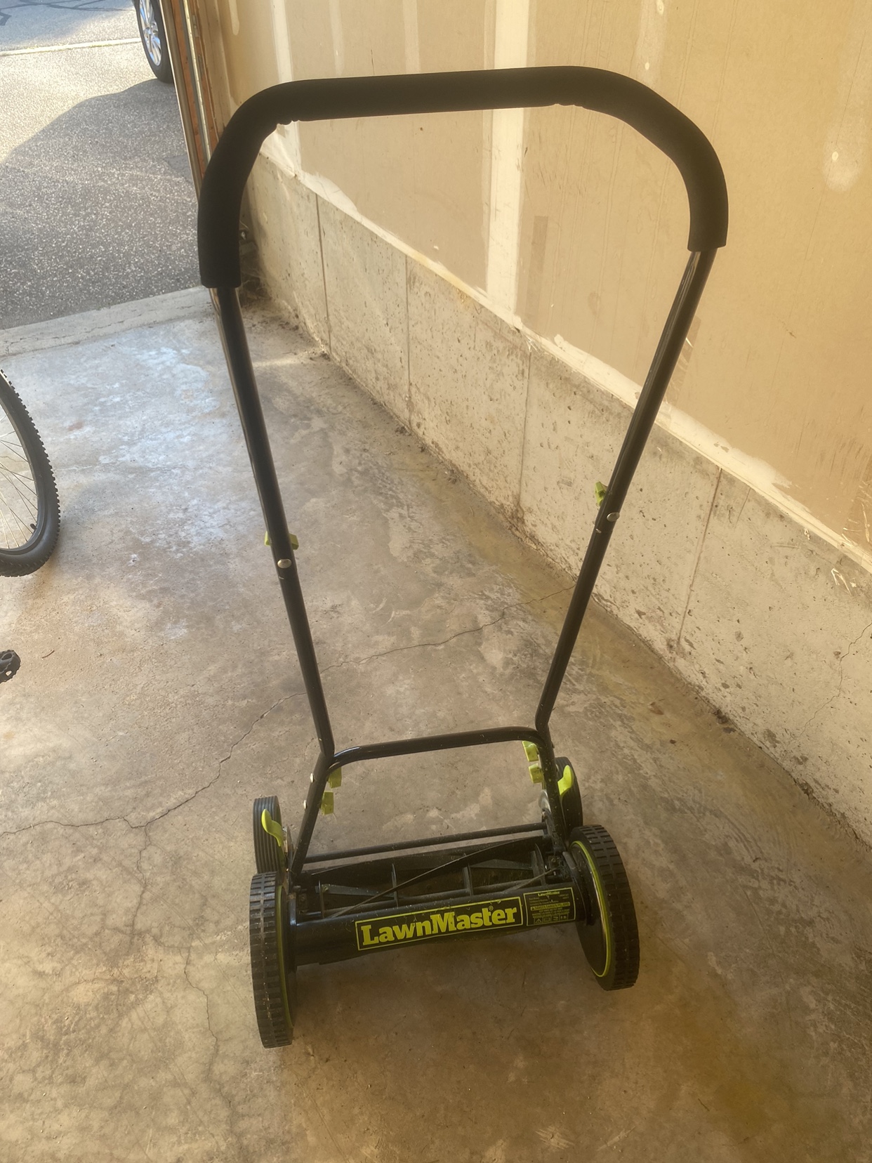 LawnMaster Reel Mower