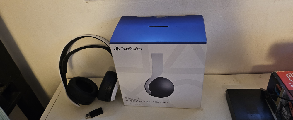 PlayStation Pulse 3D Wireless Headset - photo 2