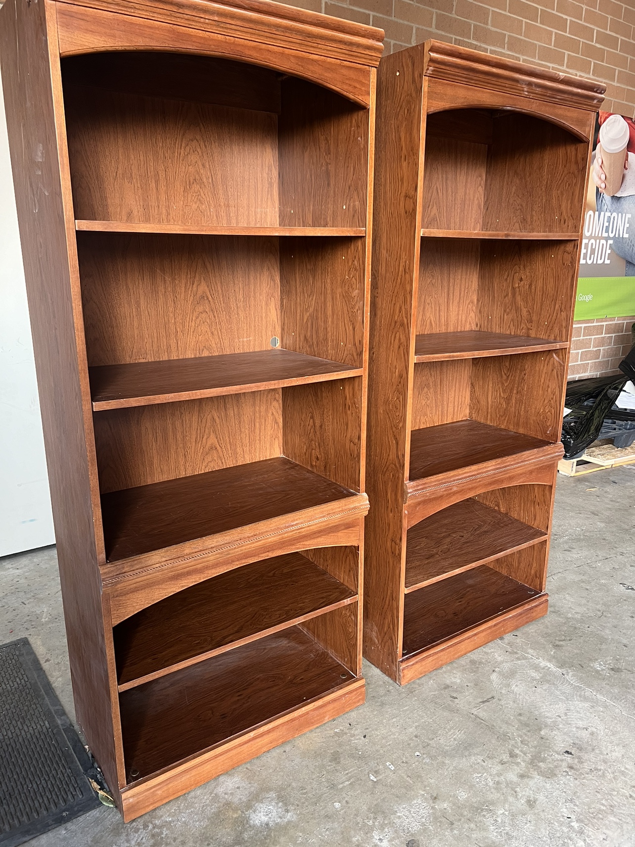 Set if 2 Wooden Bookcases with loghts - photo 4