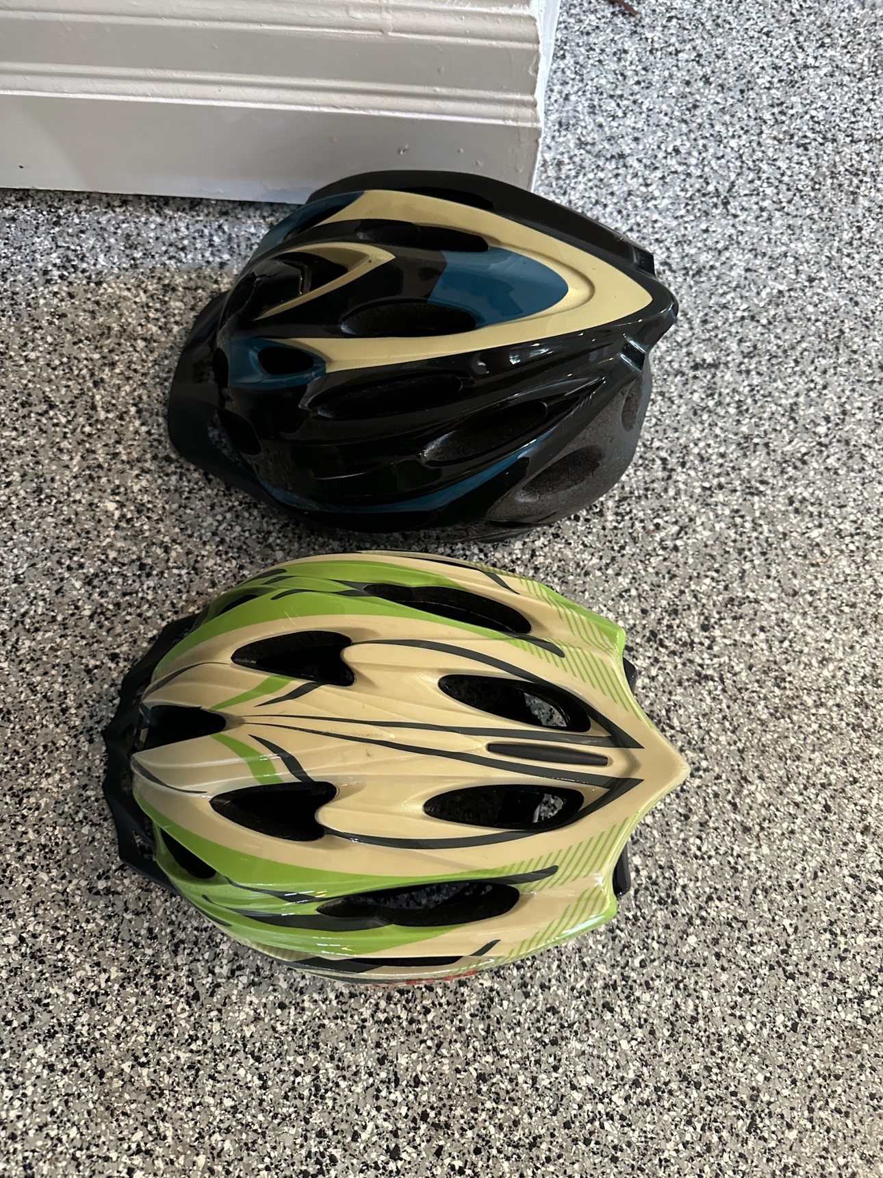#freecycle Bicycle Helmets (2)