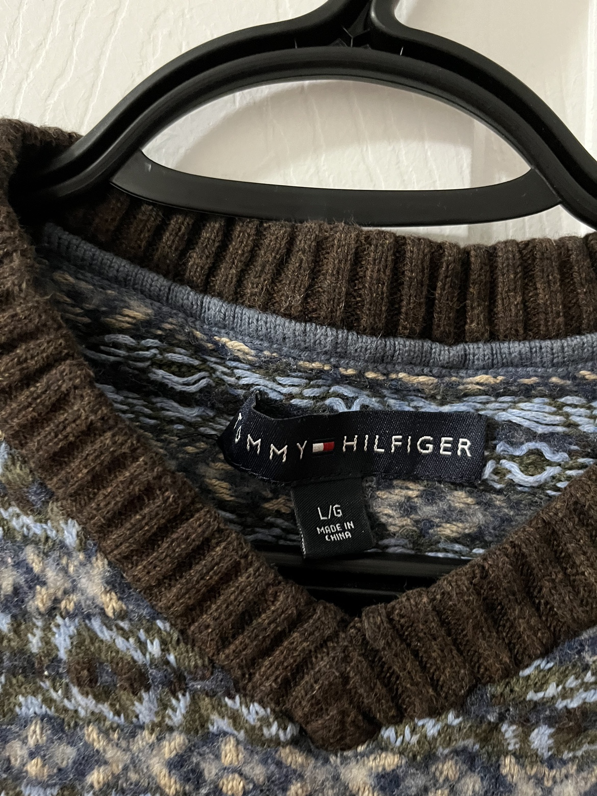 Tommy Hilfiger V-Neck Sweater - photo 2