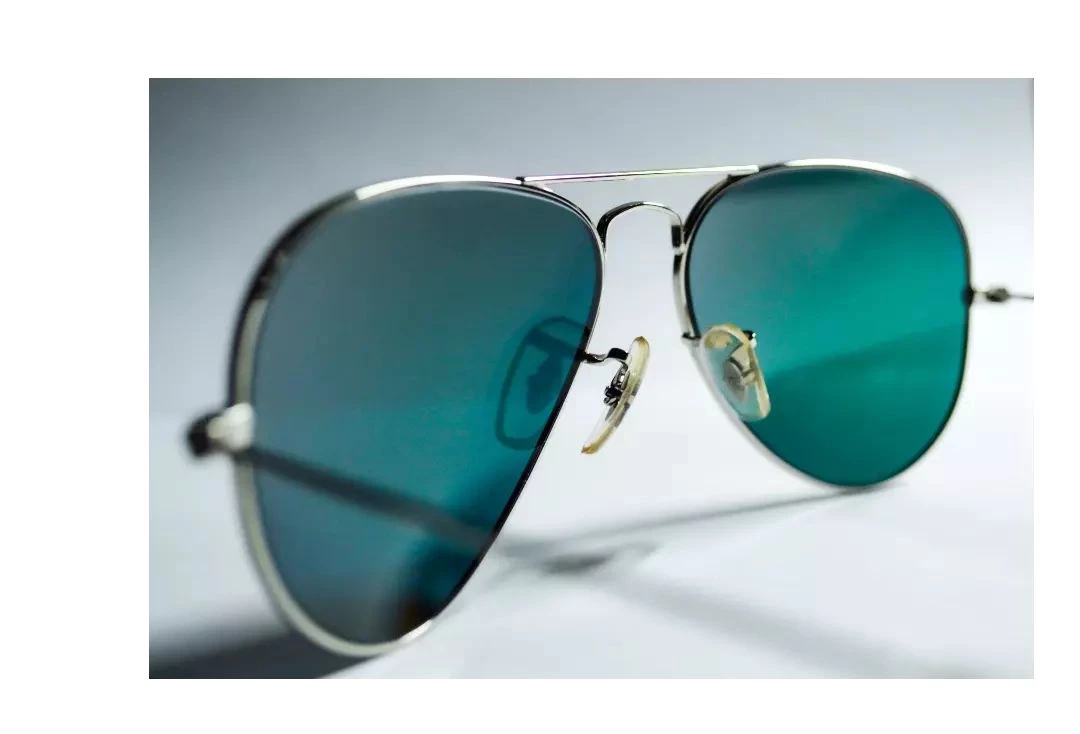 Ray-Ban Gold Aviator Sunglasses - photo 2