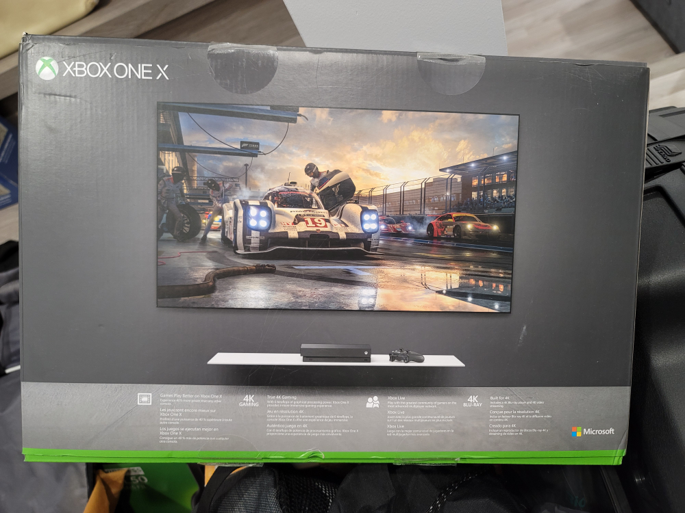 Xbox One X 1TB Console with Headset image indicator(3)