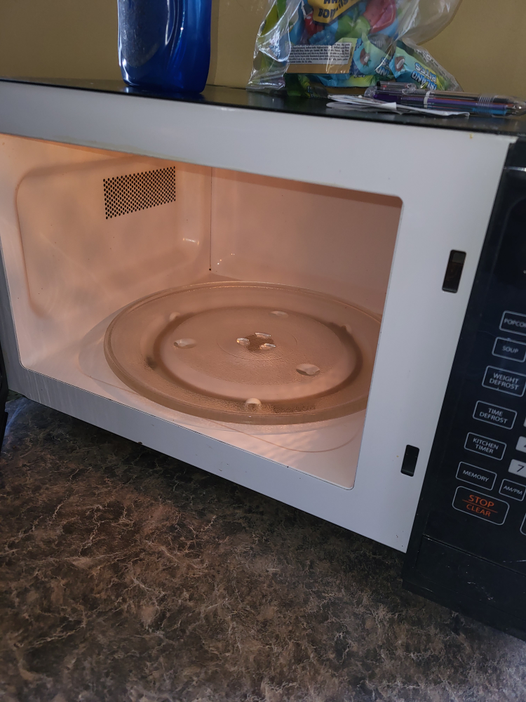 microwave - photo 2