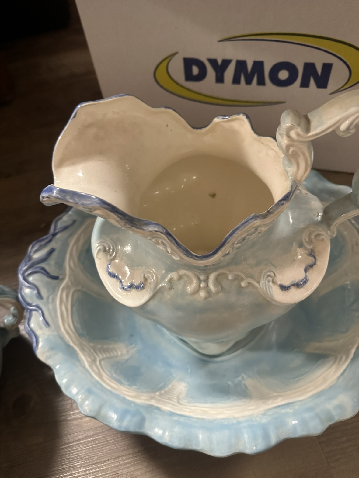 Blue and White Wash Set image indicator(4)