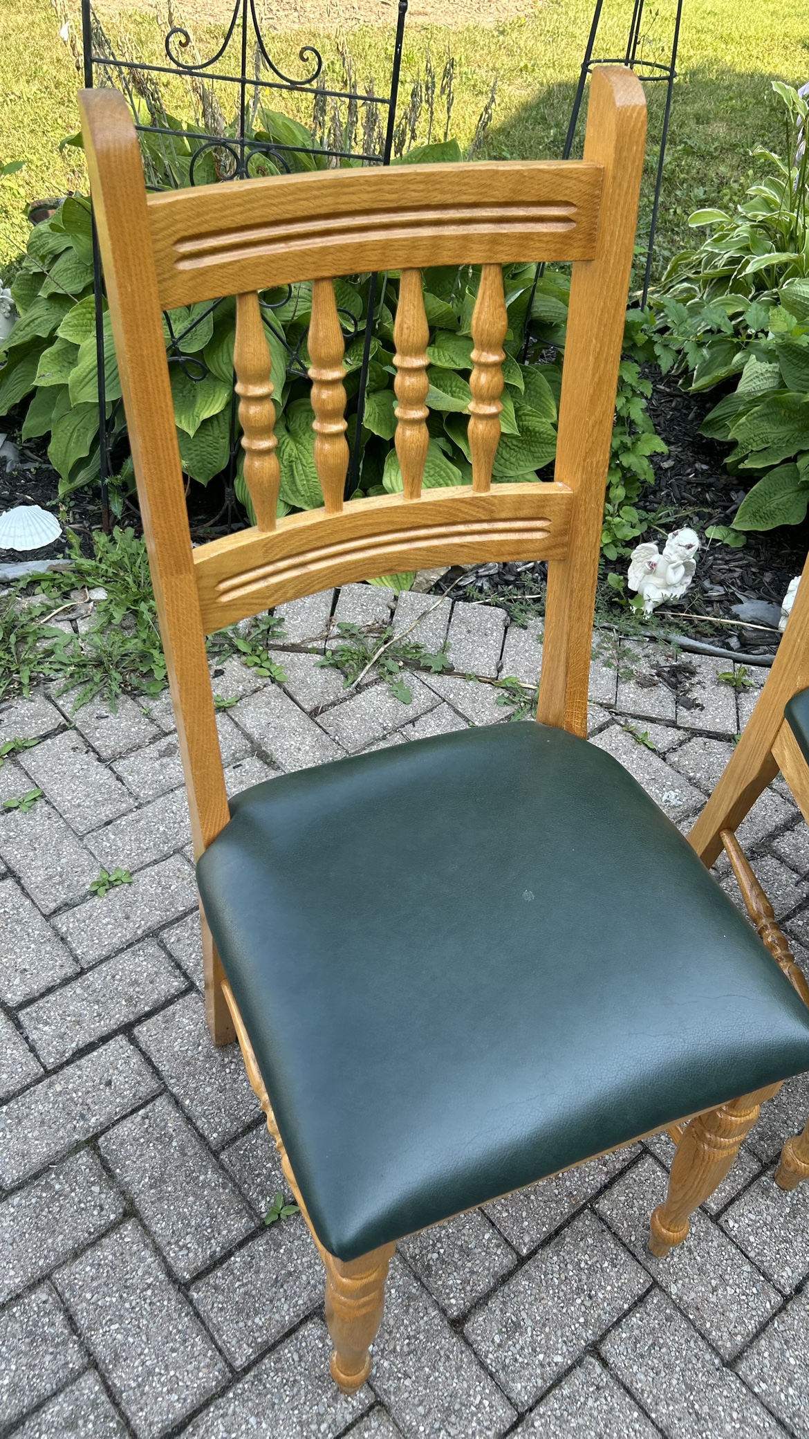 Set of 4 Dinin Chairs image indicator(2)