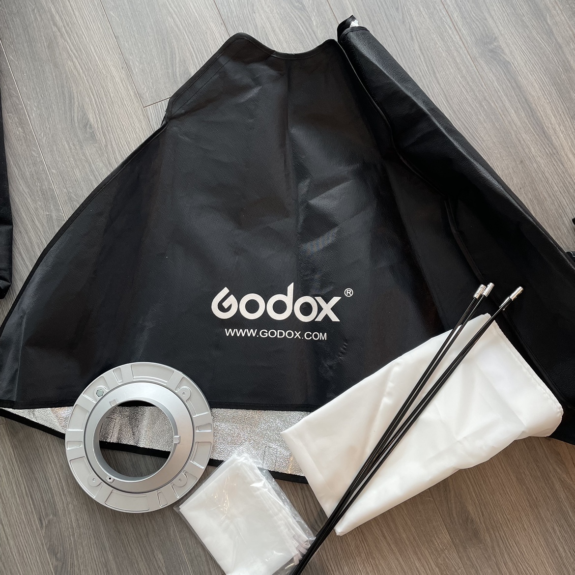 Godox SL60W Video Light + Soft Box + Stand image indicator(4)