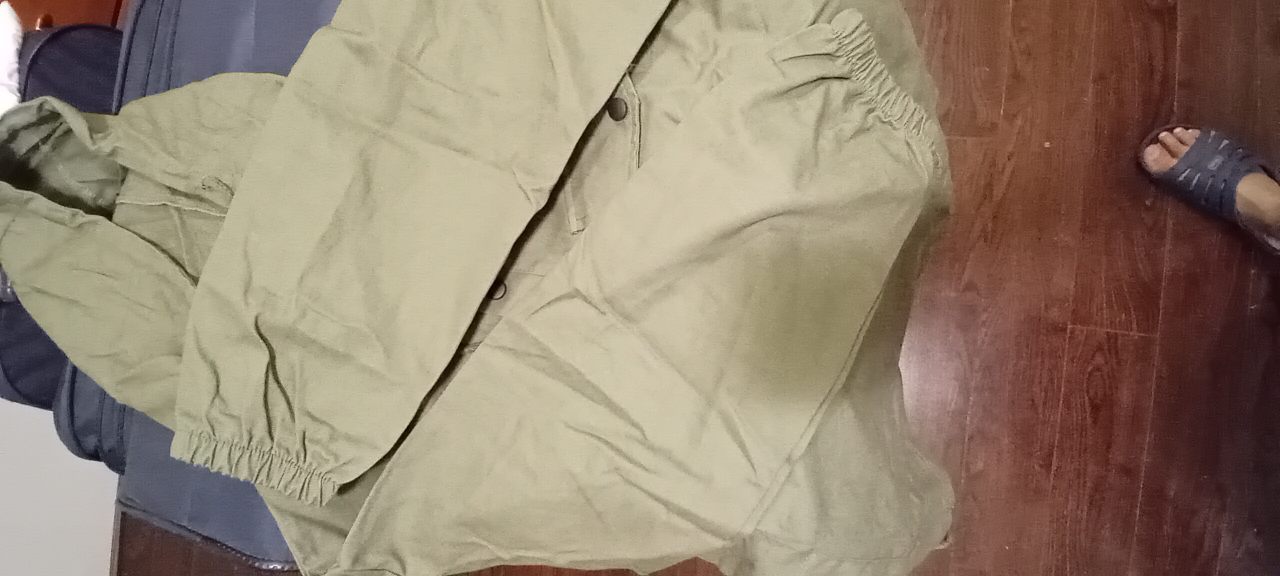 Army Green Hoodie image indicator(3)