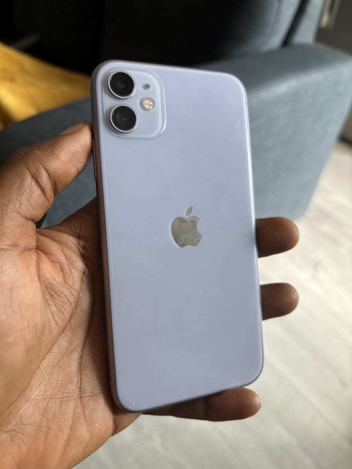 iPhone 11 Unlocked thumbnail