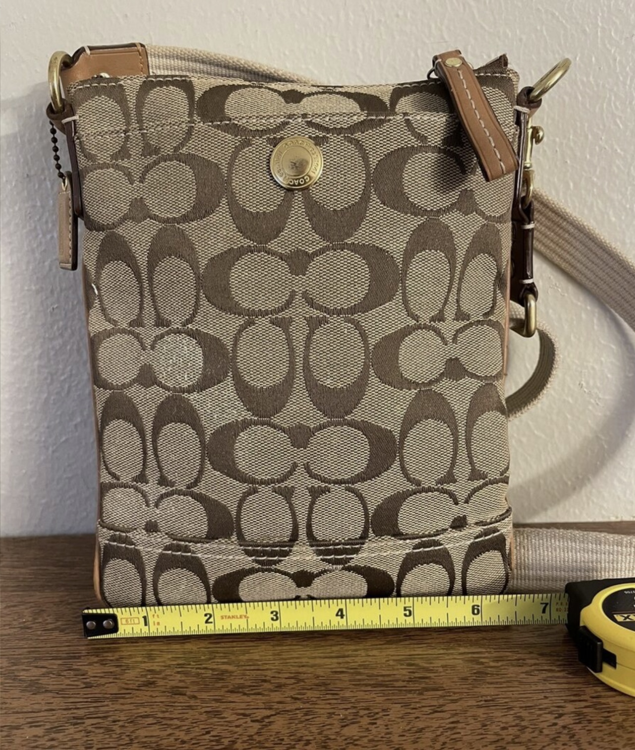 Coach Signature Crossbody Bag - photo 2