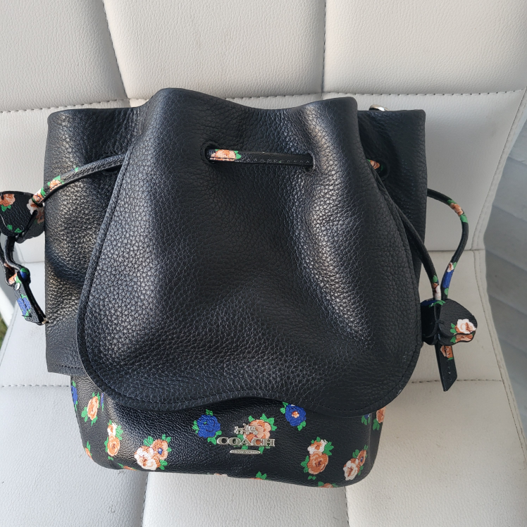 coach bucket bag thumbnail