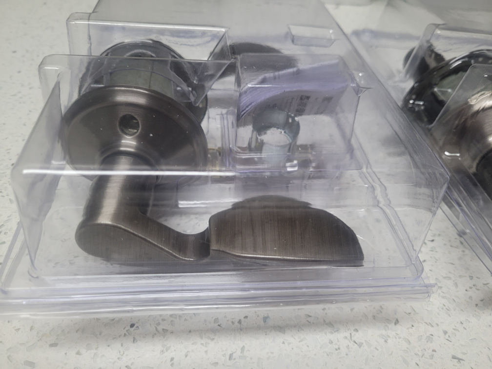 LOT●14 sets doors handles in BOX●●read description image indicator(4)