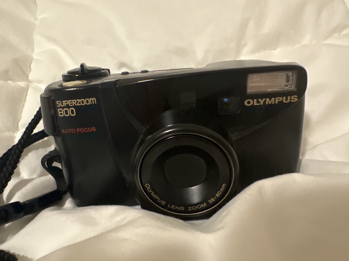 Olympus superzoom 800 Film Camera