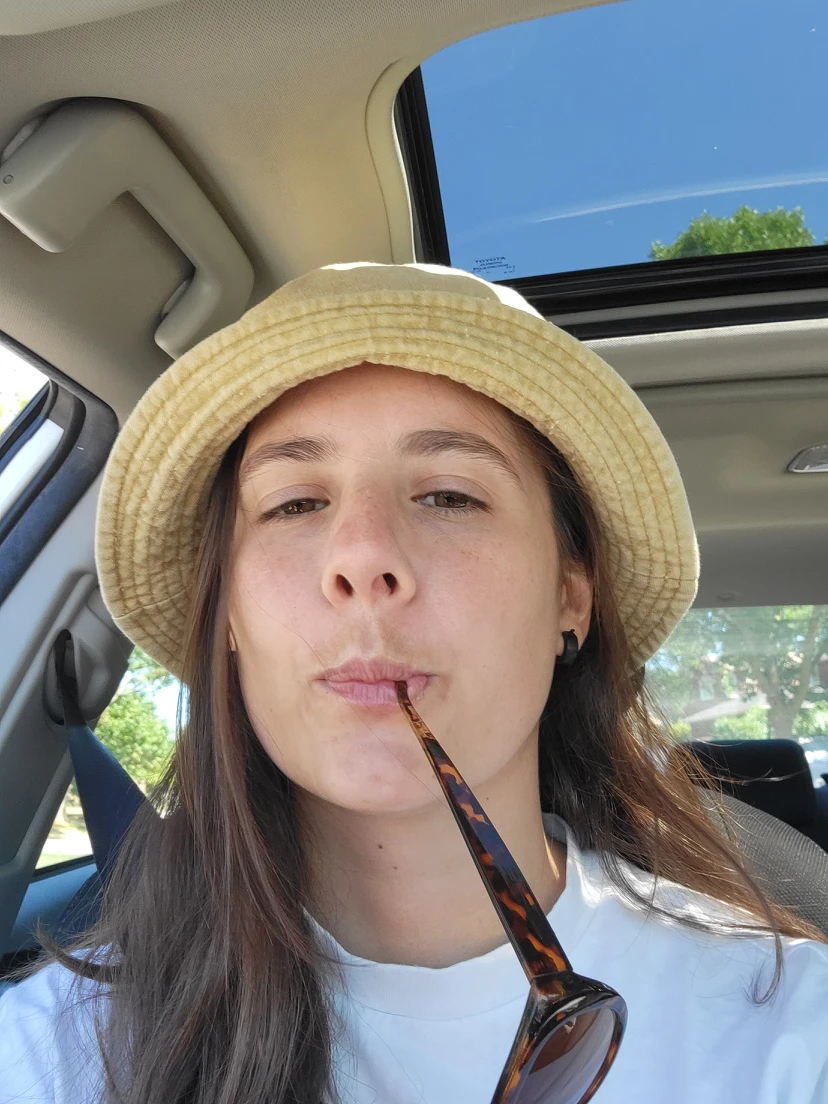 Daniella profile