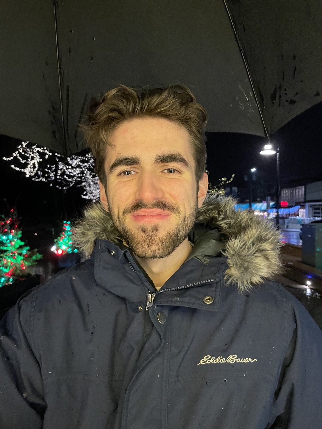 Zach Groves profile