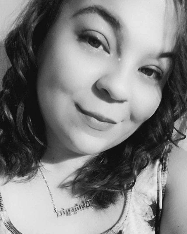 Daniela profile