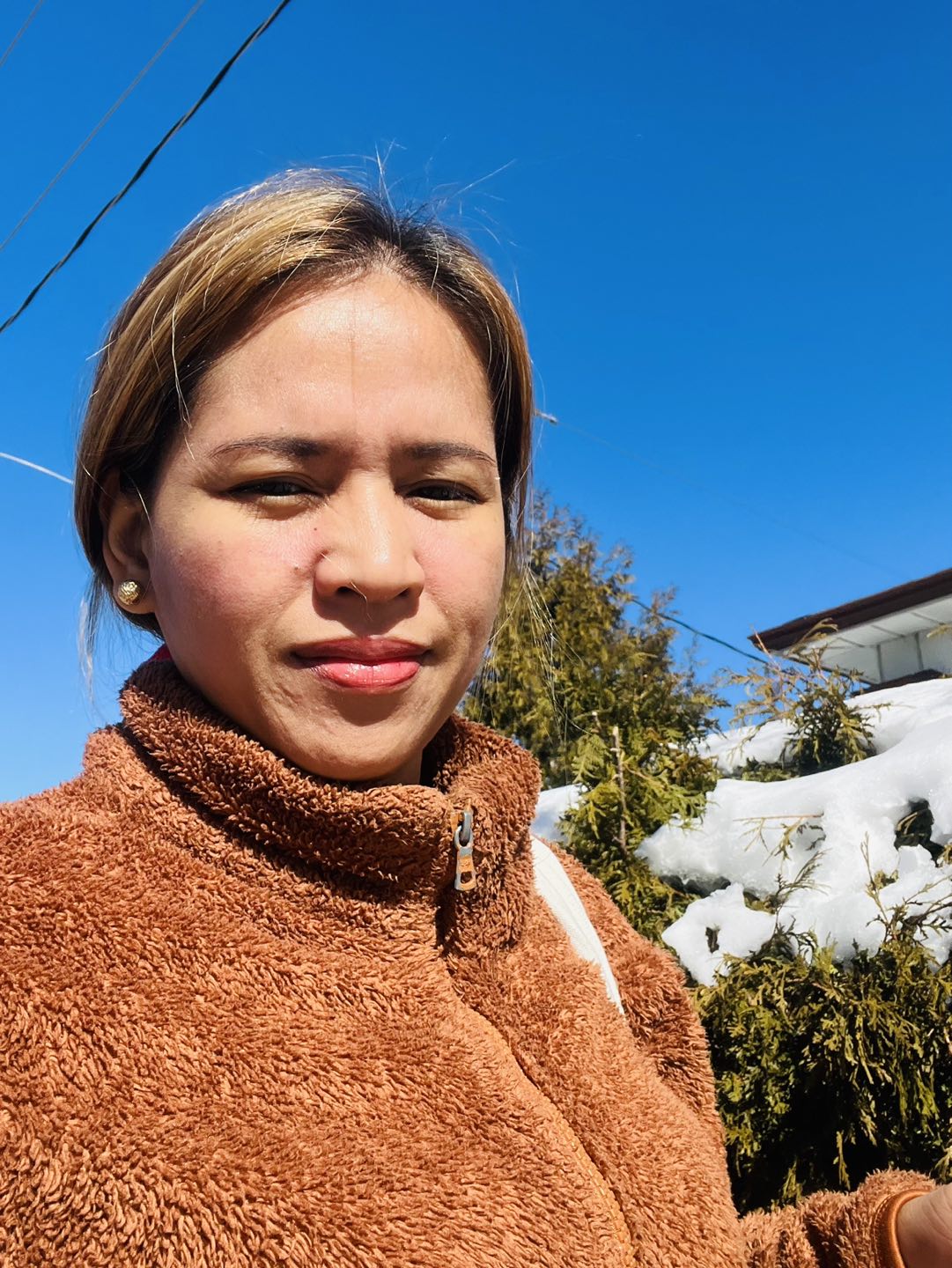 Leonor profile