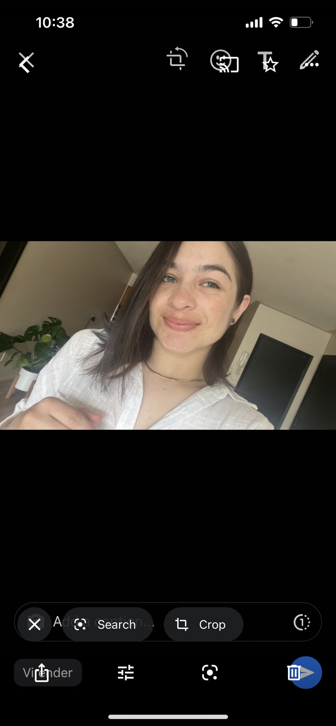 Alejandra profile