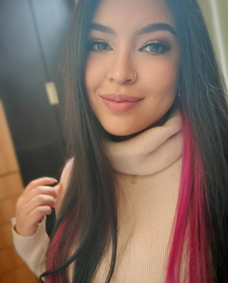 Daniela profile