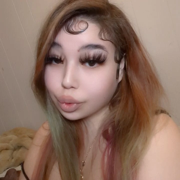 Miss C profile