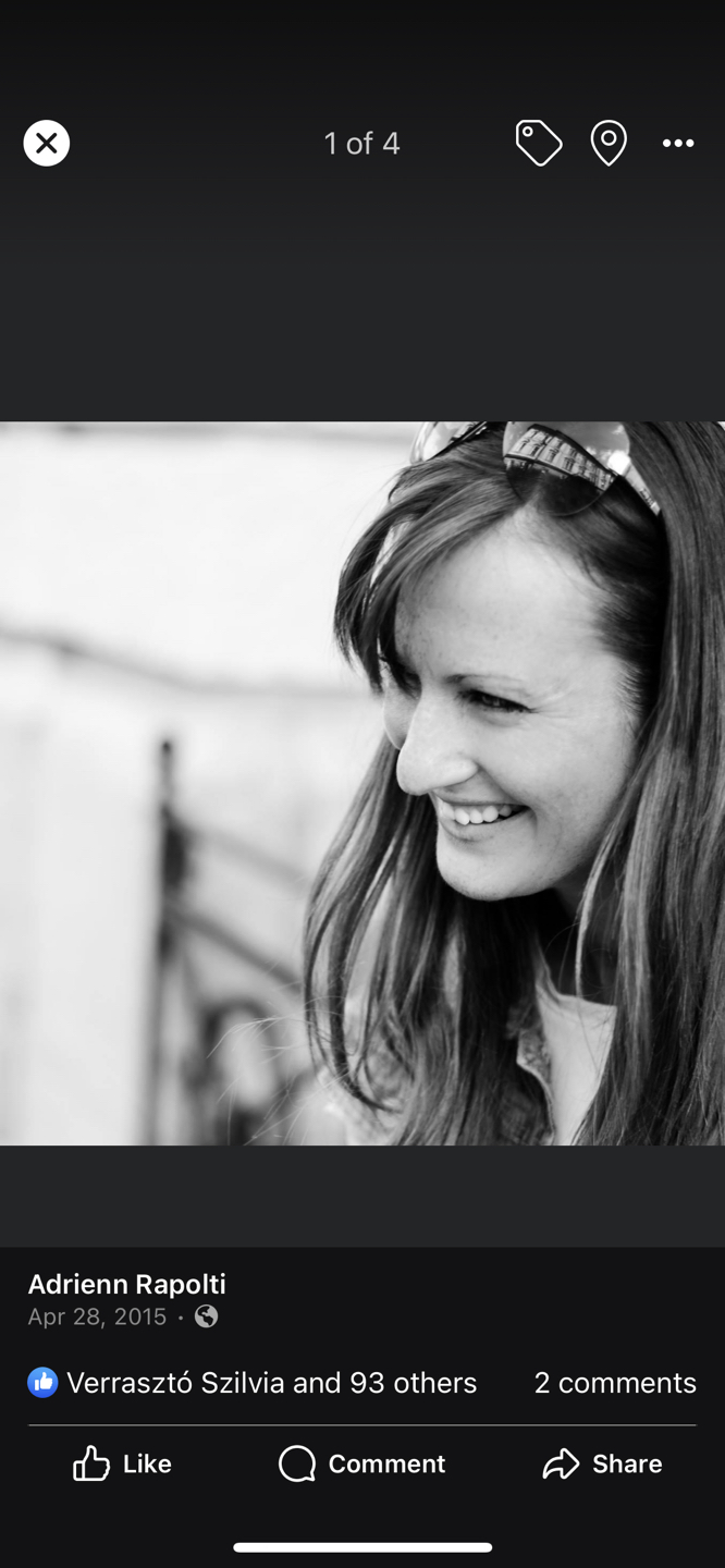 Adri R profile