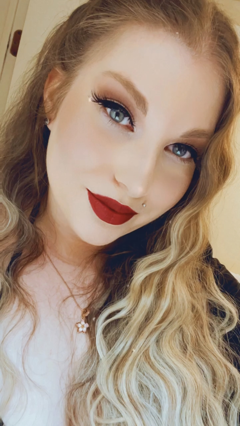 Ashley profile