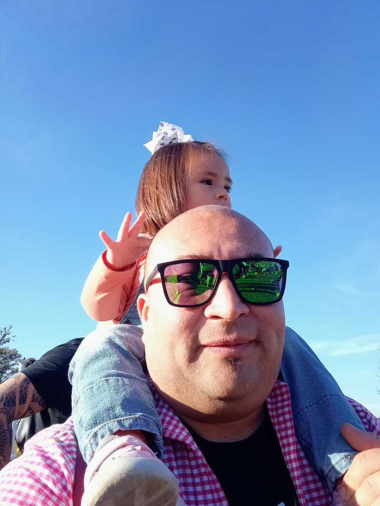 Oscar Cuevas profile