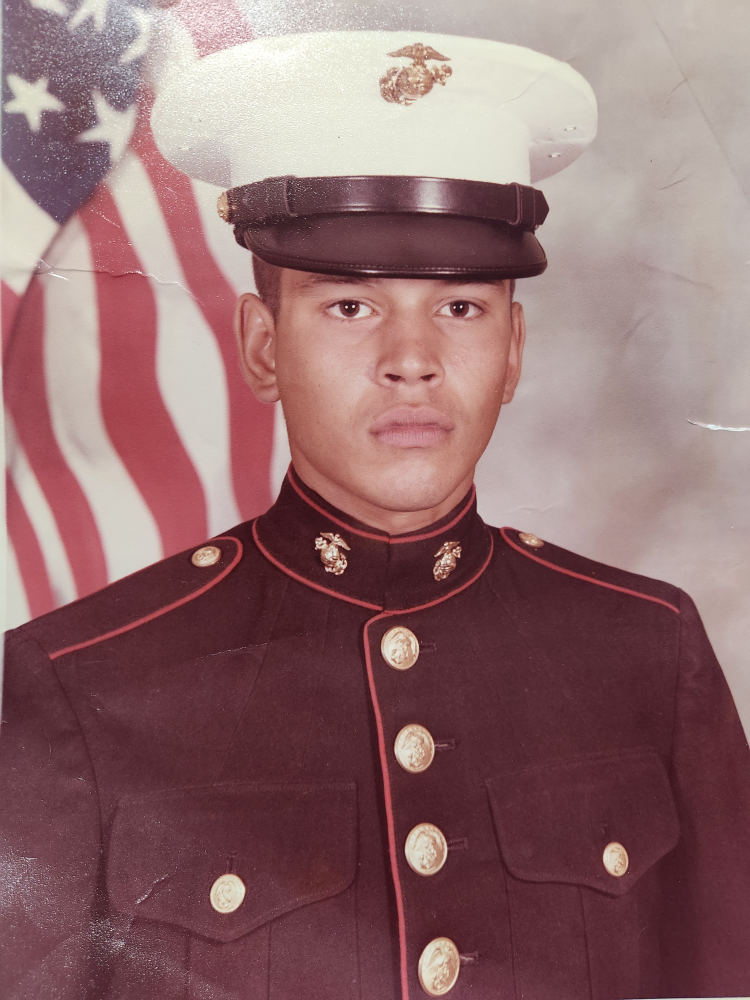 909003 Michael Cruz