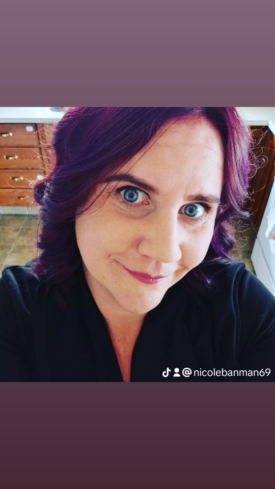 Nicole profile