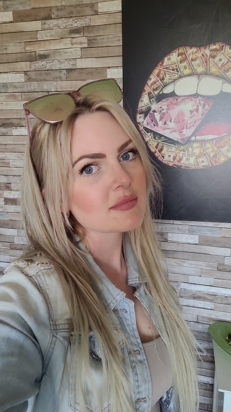 Erin profile