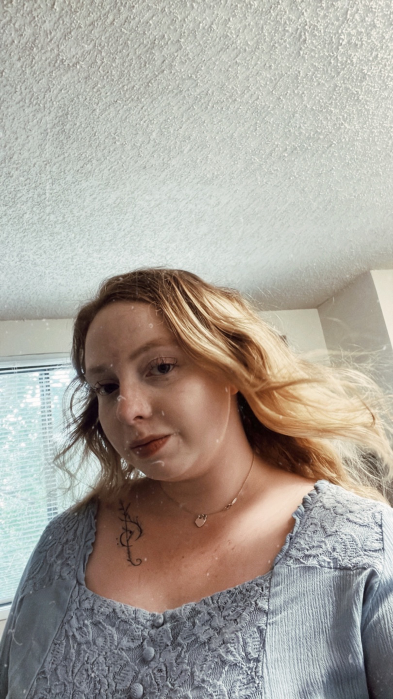 Lauren profile